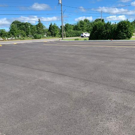 Trunk Road Motel Sault Ste. Marie Exterior photo