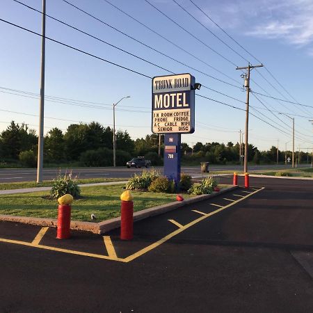 Trunk Road Motel Sault Ste. Marie Exterior photo