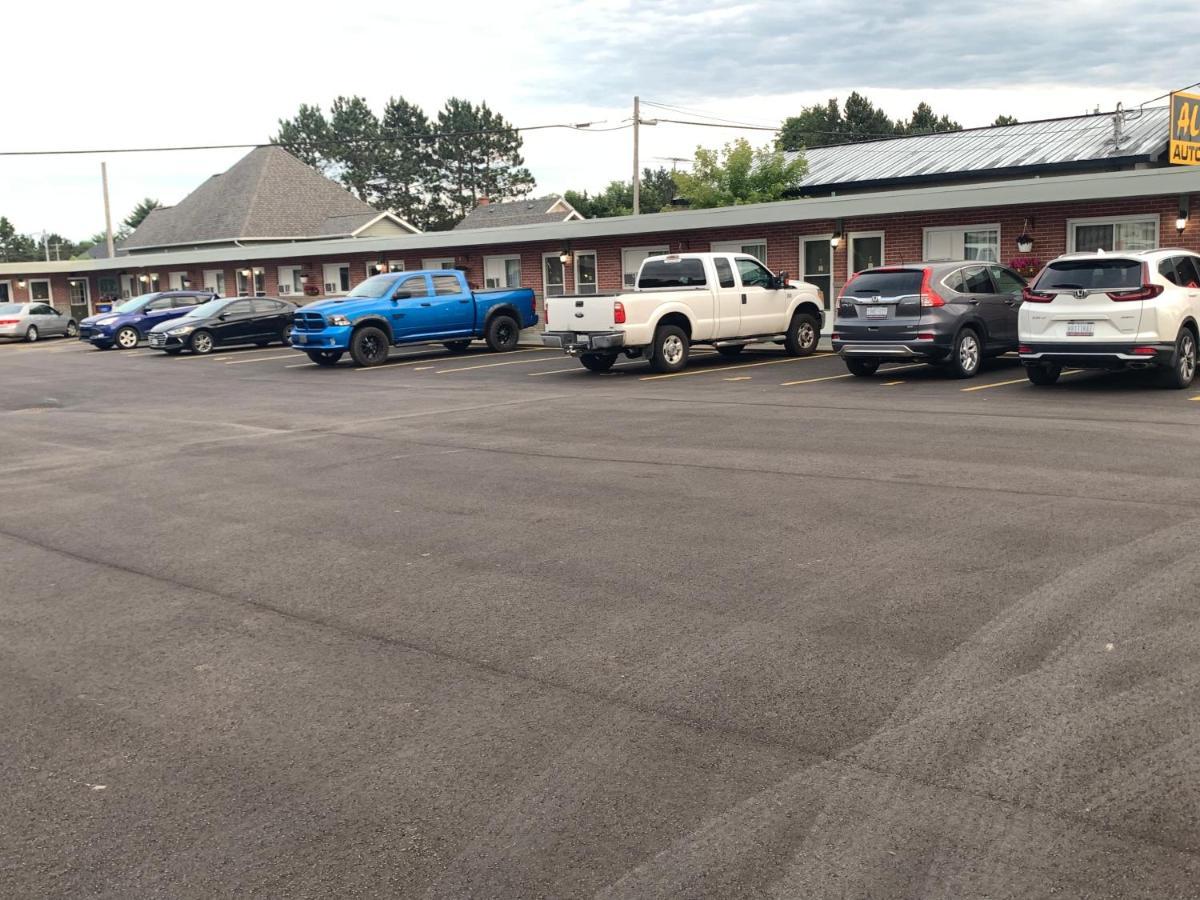 Trunk Road Motel Sault Ste. Marie Exterior photo