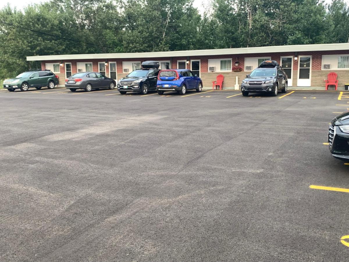 Trunk Road Motel Sault Ste. Marie Exterior photo