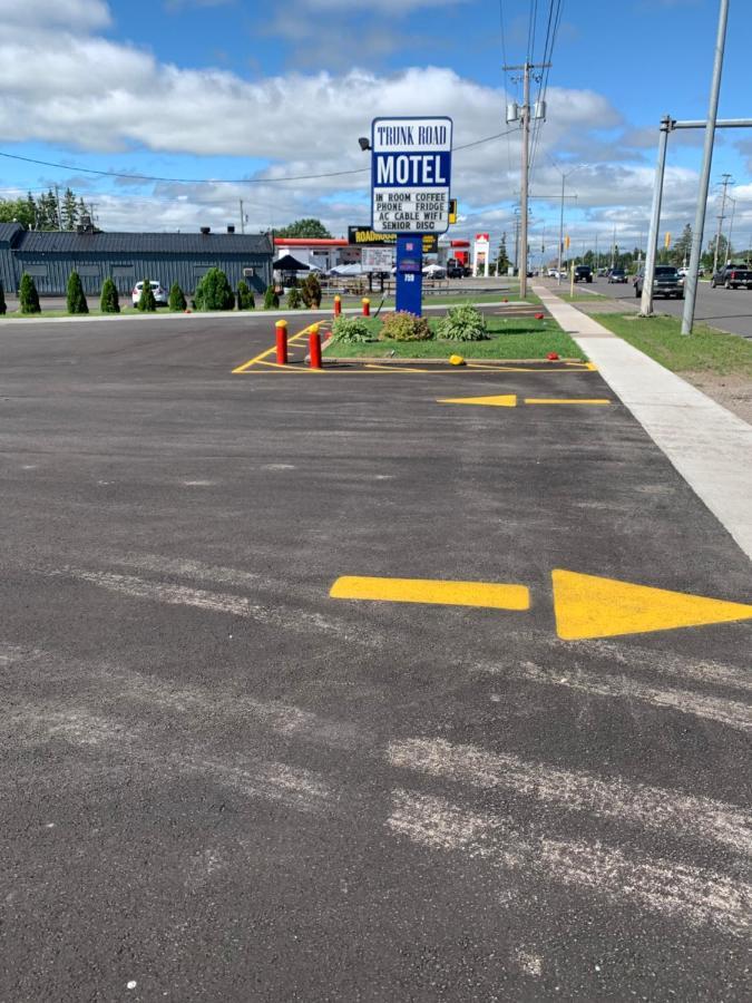 Trunk Road Motel Sault Ste. Marie Exterior photo