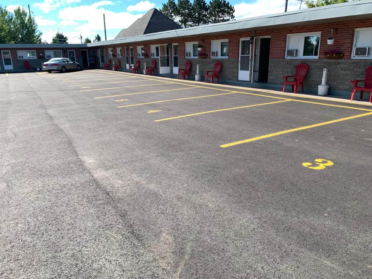 Trunk Road Motel Sault Ste. Marie Exterior photo